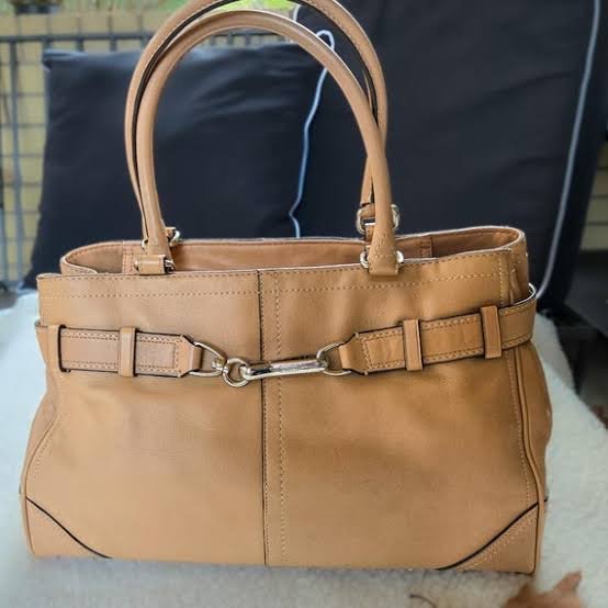 Coach Hampton Carryall – Soft Leather Weekender